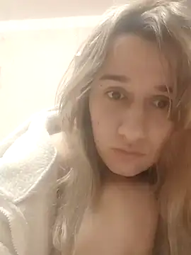 Aurorahoney online show from February 27, 2025, 3:15 pm