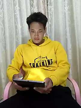 Dannyhobb online show from March 19, 2025, 2:02 pm