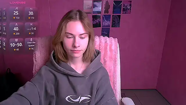 Fiona Night online show from February 23, 2026, 6:33 am