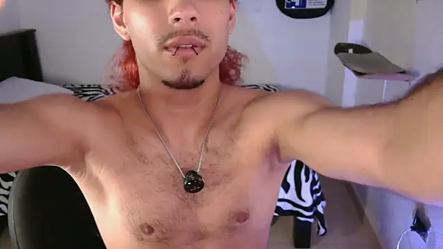 Snapshot of oezack___ chatting on October 17, 2025, 5:10 am oezack    online show from October 17, 2025, 5:10 am