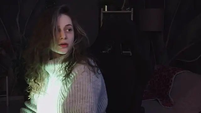 OliviaMcClean online show from February 13, 2026, 2:07 am