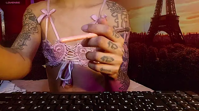 Gabi Prince online show from November 14, 2025, 7:34 pm