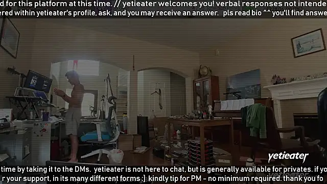 Snapshot of yetieater chatting on May 11, 2026, 4:04 pm yetieater online show from May 11, 2026, 4:04 pm