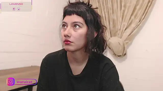 Snapshot of Laury_uri chatting on February 12, 2026, 11:55 pm Laury uri online show from February 12, 2026, 11:55 pm