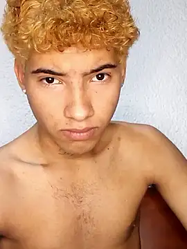 Snapshot of John_los666_hot chatting on March 11, 2025, 5:35 pm John los666 hot online show from March 11, 2025, 5:35 pm