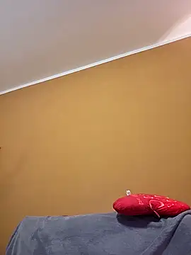 Melody73 online show from November 19, 2025, 7:03 pm