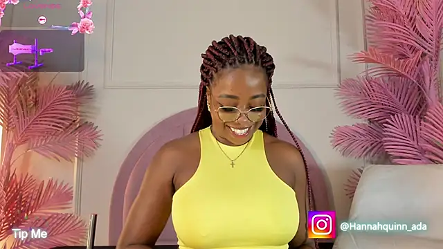 Hanaahquinn online show from April 12, 2026, 11:48 am