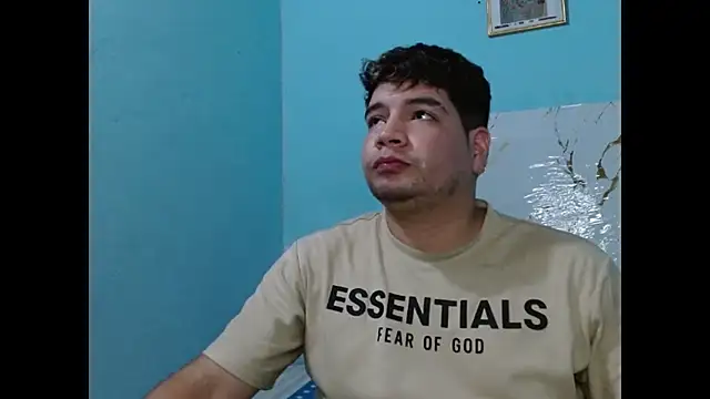 Snapshot of lunaxxx_69 chatting on March 9, 2025, 3:11 am lunaxxx 69 online show from March 9, 2025, 3:11 am