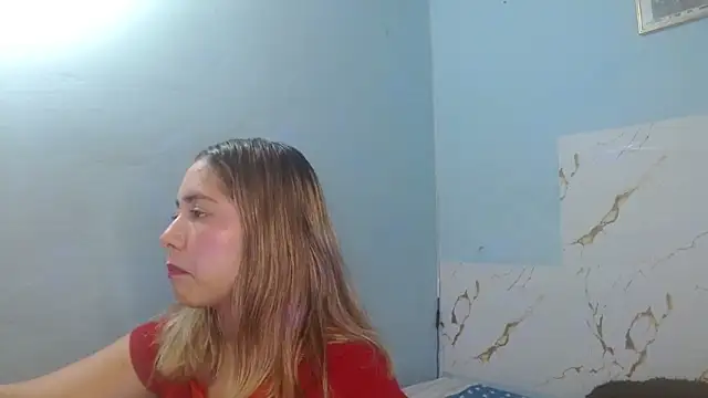 Snapshot of lunaxxx_69 chatting on March 11, 2025, 2:21 am lunaxxx 69 online show from March 11, 2025, 2:21 am