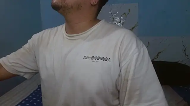 Snapshot of lunaxxx_69 chatting on March 13, 2025, 2:27 am lunaxxx 69 online show from March 13, 2025, 2:27 am