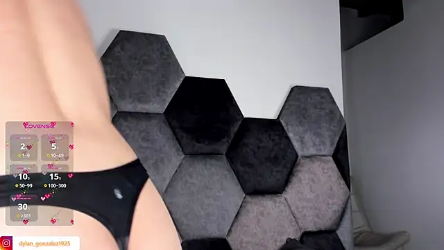 Snapshot of Dylan_Turnerr chatting on September 21, 2025, 9:05 pm Dylan Turnerr online show from September 21, 2025, 9:05 pm