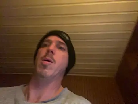 Mac ThunderCock online show from December 19, 2025, 2:51 am