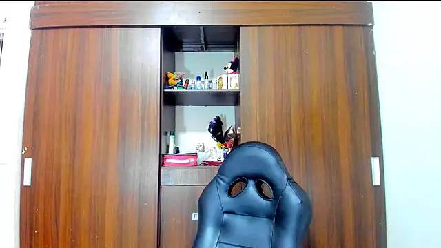 Dreamastercum  online show from November 21, 2025, 10:19 pm