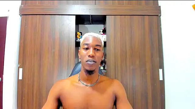 Dreamastercum  online show from December 19, 2025, 8:16 pm