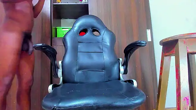 Dreamastercum  online show from May 23, 2026, 10:47 pm