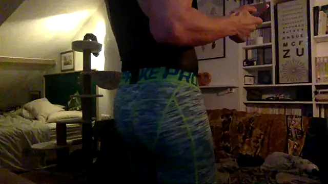 Bubba7519 online show from March 2, 2025, 3:13 am