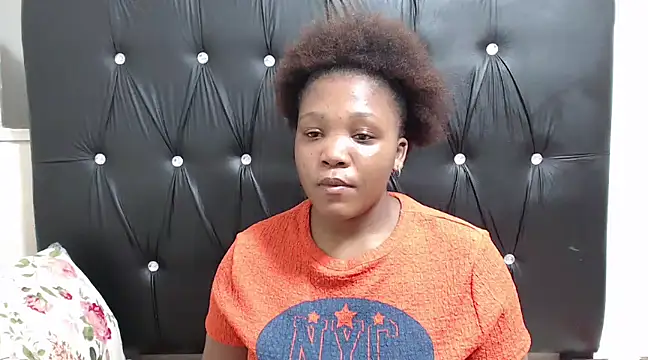 Beyoncex05 online show from March 11, 2025, 3:12 pm