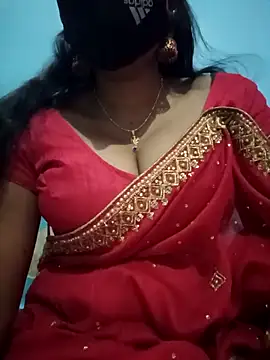 Snapshot of Sexyradha_ chatting on February 25, 2026, 4:05 pm Sexyradha online show from February 25, 2026, 4:05 pm