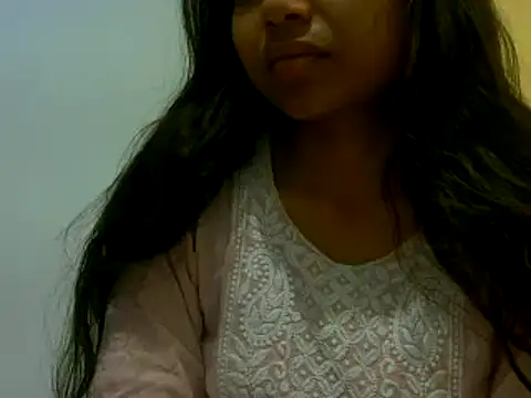 mayra89 online show from February 15, 2026, 4:36 pm