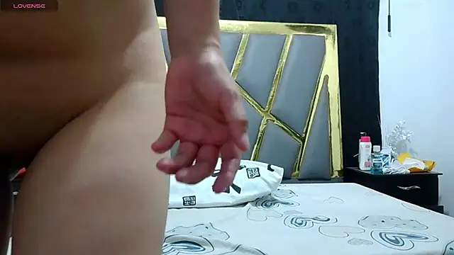 Snapshot of kangomez chatting on March 21, 2025, 3:22 am kangomez online show from March 21, 2025, 3:22 am