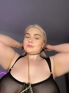 April Vancee online show from March 8, 2025, 12:30 pm