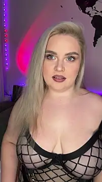 April Vancee online show from September 25, 2025, 2:21 pm