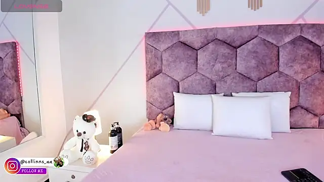 Snapshot of aurora_collinss_ chatting on January 19, 2026, 12:42 pm aurora collinss online show from January 19, 2026, 12:42 pm