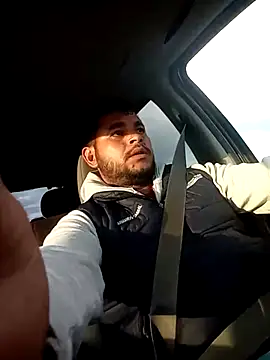 reycorona online show from January 12, 2026, 2:22 pm