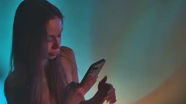 Amanda River online show from January 14, 2026, 12:38 am