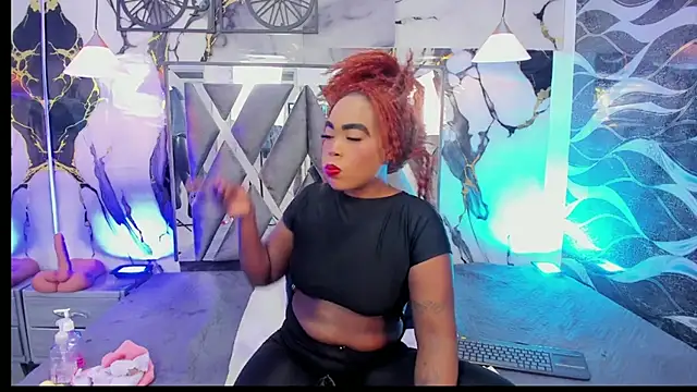 CandyMartinez  online show from July 13, 2026, 7:49 pm