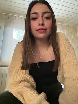 Snapshot of floooohv chatting on November 15, 2025, 10:48 pm floooohv online show from November 15, 2025, 10:48 pm