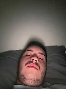 ategurl192 online show from April 25, 2026, 5:43 am