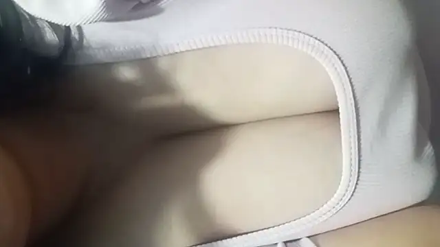 Snapshot of Maferyale chatting on April 15, 2026, 5:03 am Maferyale online show from April 15, 2026, 5:03 am