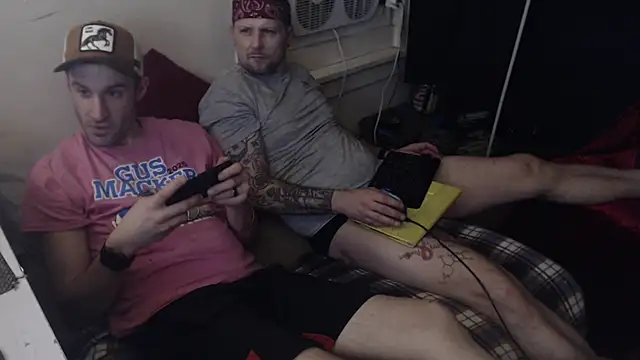 Snapshot of weknowourworth6999 chatting on March 17, 2026, 5:55 am weknowourworth6999 online show from March 17, 2026, 5:55 am