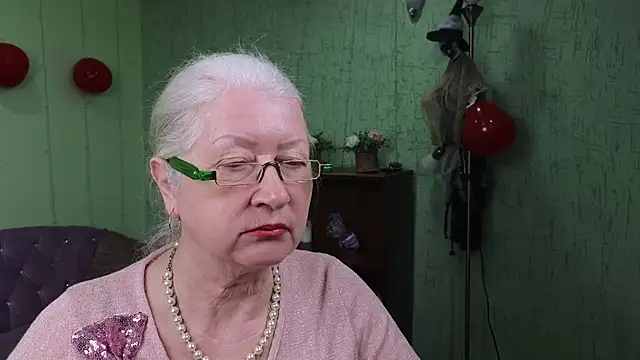 Maya Mayflower online show from March 10, 2025, 12:26 pm