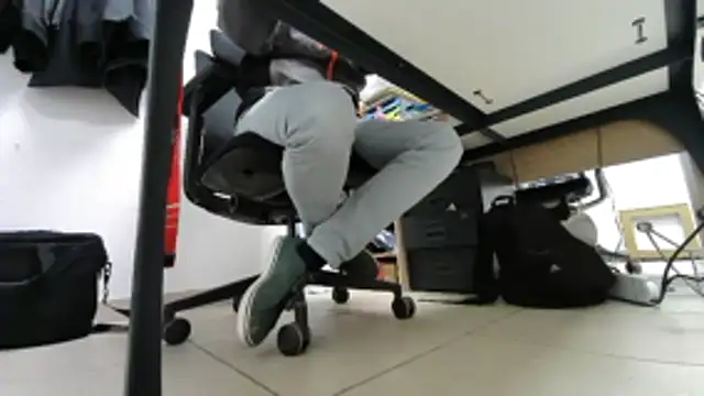 GM51-1988 online show from February 17, 2026, 6:36 pm