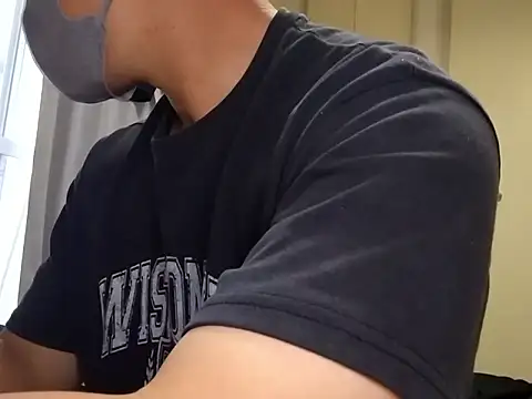 Snapshot of taaaaaa- chatting on October 12, 2025, 7:18 am taaaaaa- online show from October 12, 2025, 7:18 am