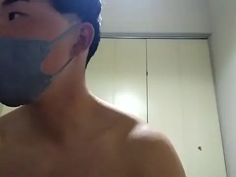 Snapshot of taaaaaa- chatting on December 19, 2025, 2:02 pm taaaaaa- online show from December 19, 2025, 2:02 pm