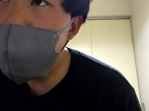 Snapshot of taaaaaa- chatting on February 9, 2026, 12:31 pm taaaaaa- online show from February 9, 2026, 12:31 pm