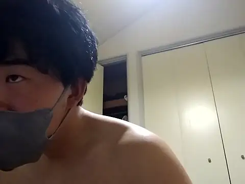 Snapshot of taaaaaa- chatting on March 1, 2026, 2:19 pm taaaaaa- online show from March 1, 2026, 2:19 pm