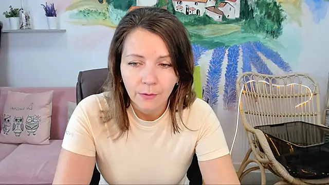 NicoleHitman online show from March 4, 2025, 9:29 am