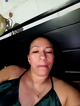 Antonela45 online show from September 21, 2025, 11:06 pm