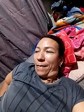 Antonela45 online show from February 27, 2026, 1:05 am