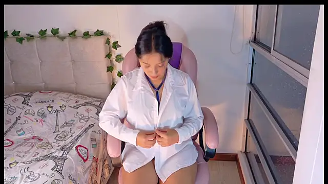 Snapshot of Be_Evil chatting on November 23, 2025, 10:31 pm Be Evil online show from November 23, 2025, 10:31 pm