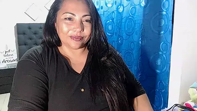 Snapshot of dihayara chatting on January 22, 2025, 4:23 am dihayara online show from January 22, 2025, 4:23 am