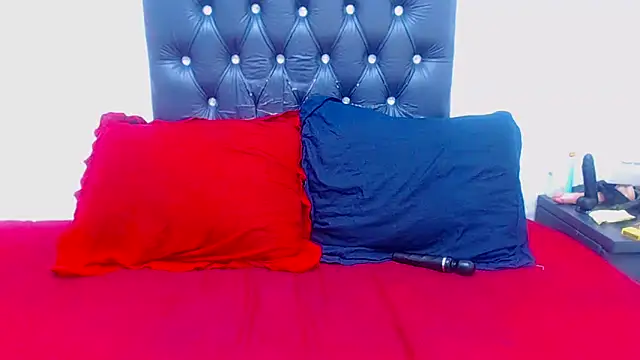 DarkEngelASS online show from February 25, 2026, 5:06 am