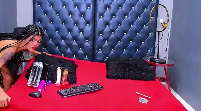 Snapshot of NovaMichel chatting on March 15, 2025, 2:55 pm NovaMichel online show from March 15, 2025, 2:55 pm