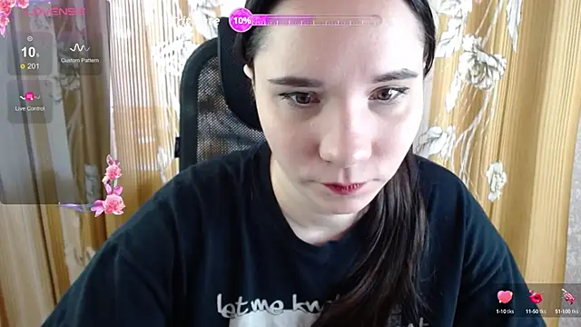 KateForLove online show from October 8, 2025, 11:19 am