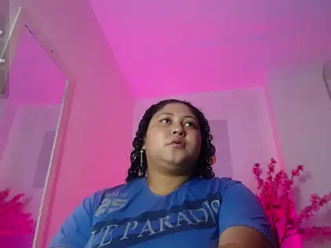Ayliinn  online show from June 17, 2026, 1:41 am