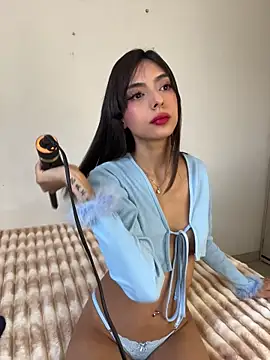 ZaraLuuv online show from January 9, 2026, 5:04 pm